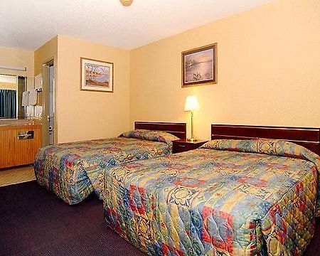 Rodeway Inn Sergeant Bluff - Sioux City Стая снимка